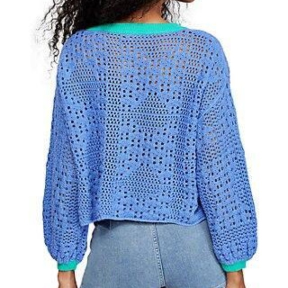 New FREE PEOPLE crochet oversize sweater crop top - Picture 7 of 10